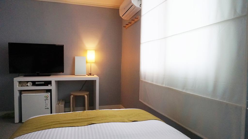 Hotel Gaon J Stay Согвипхо Экстерьер фото