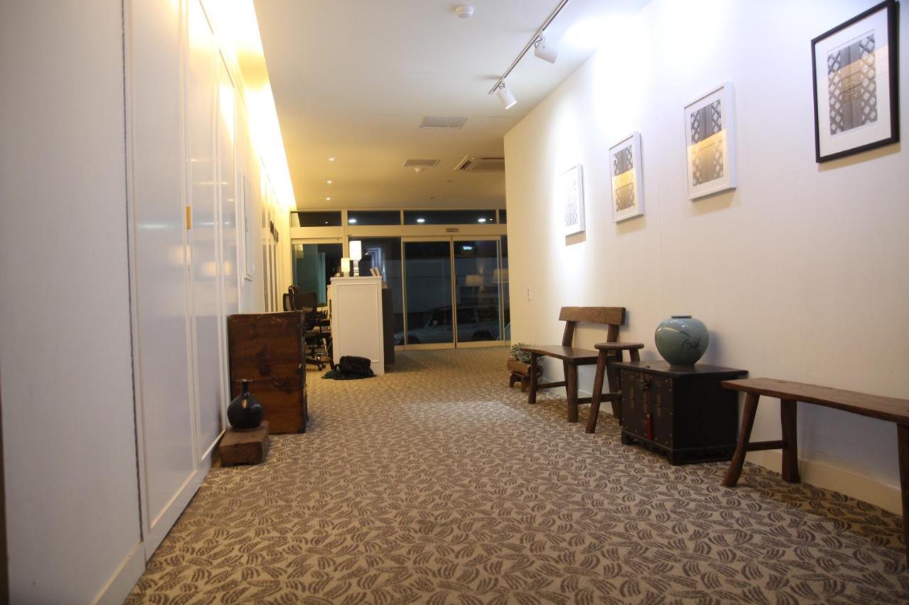 Hotel Gaon J Stay Согвипхо Экстерьер фото